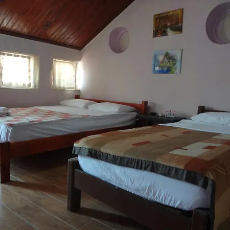 Hotel Loren 2*