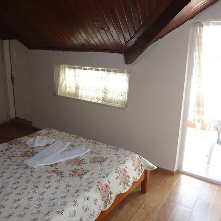Loren Hotel
