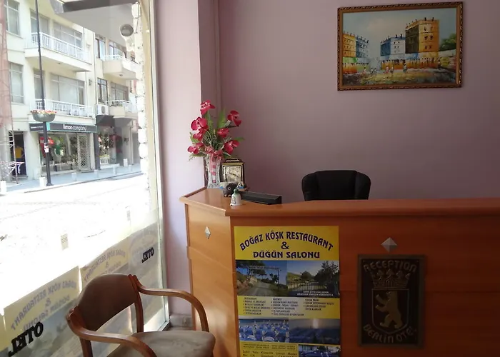 Loren מלון צ'נקלה